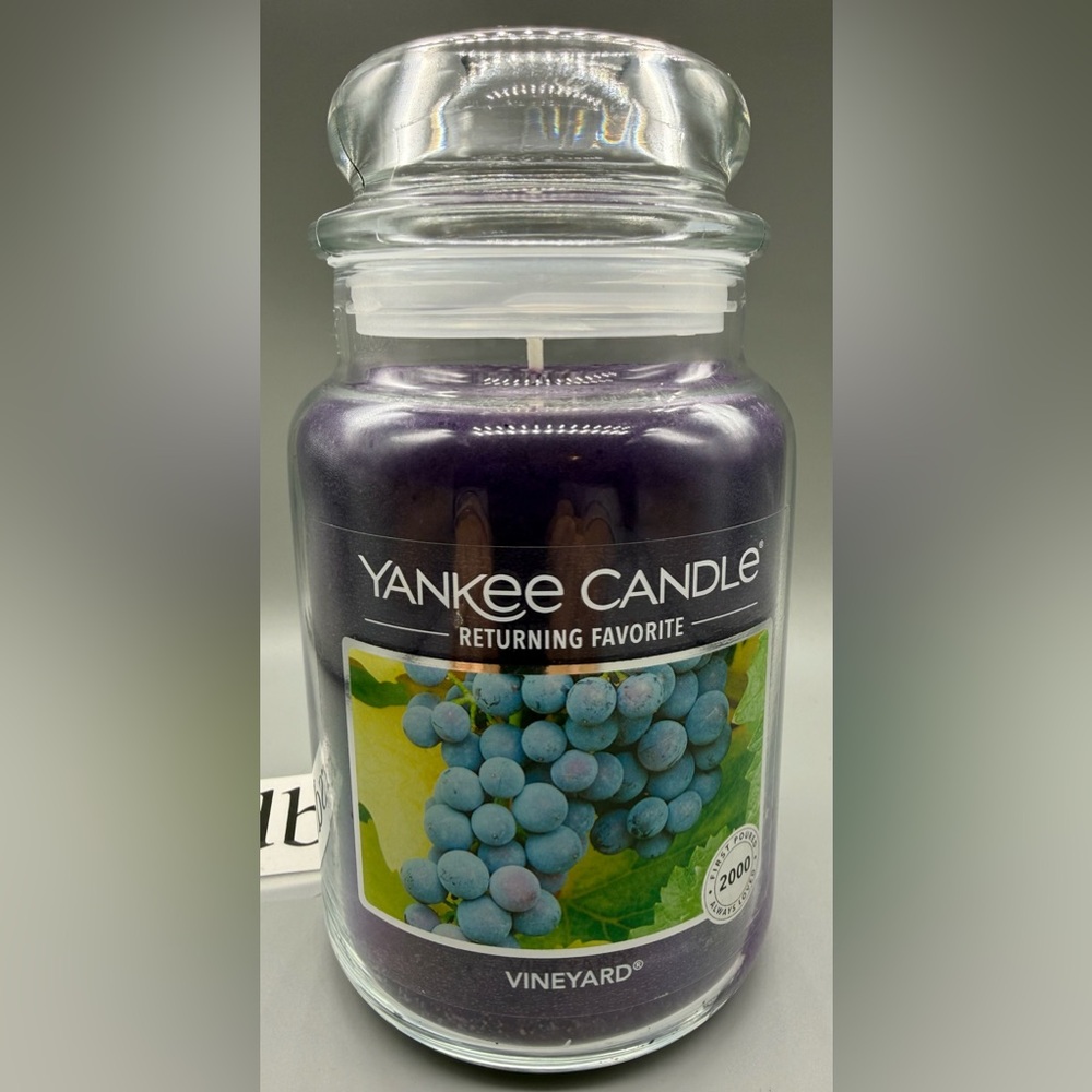 ✨RARE✨ Yankee Candle Vineyard 22oz Large Jar – Hard to Find! 🍇